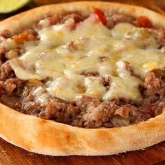 Esfiha carne com queijo