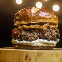 BURGUER VEGÊ LARICA DE PIMENTA