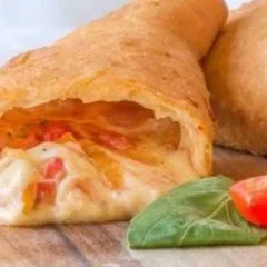  Pizza Frita Calabresa