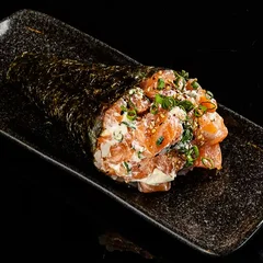 Temaki salmão especial