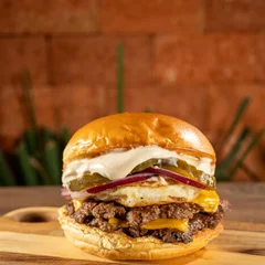 COMBO Burger Smash Duplo #Batata + Bebida.