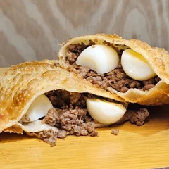 Pastel de Carne com Ovo