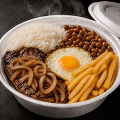 À la minuta de carne acebolada
