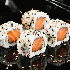 Uramaki Salmão 10