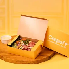 Salada com Calabresa