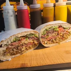 Hot Dog - Pindukinha 2 (Filé de Frango, Salsicha, Batata Palha, Bacon...)