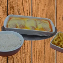 TILÁPIA À PARMEGIANA