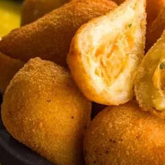 1 unidade de mini coxinhas 