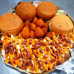 box familia- 12  coxinha 