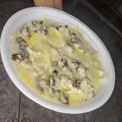 CARNE TRINCHADA AO MOLHO BRANCO
