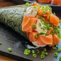  Temaki de Filadélfia ( Cru )