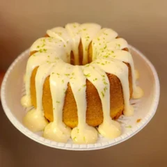 Bolo Caseiro Laranja (Escolha com ou sem Calda)