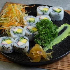 URAMAKI CALIFORNIA  8 UND 