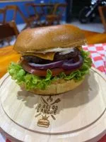 02. BURGUER SALADA