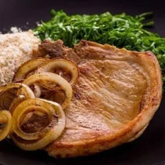 Marmitex Bisteca acebolada (P)