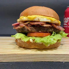 X Egg bacon salada artesanal