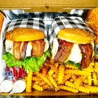 COMBO ESPECIAL(2 PESSSOAS) 2 ROTA BURGER ESPECIAL SIMPLES + 2 BATATAS 100GR