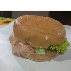 X salada  Toscana  Simples