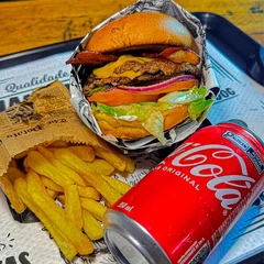 🍔🥤🍟  Combo Smash Salada Bacon 2.0 + Batata + Coca-Cola lata