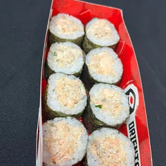 Hossomaki salmão grelhado - 04 peças