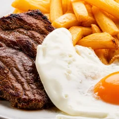 Bife à cavalo (prato)