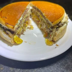 Xis carne acebolado