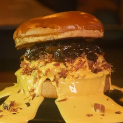 Explosão Cheddar 