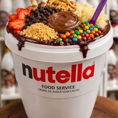 Bombástico 3 lt de açaí no pote de Nutella + 6 adicionais e 1 Fruta