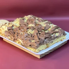Cuca 3 leites com chocolate
