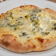Esfiha de Gorgonzola