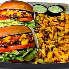 Combo 2 Lanches da sua escolha | Fritas | Refri Grátis 