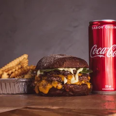 Combo Clássico  + Refri + Batata