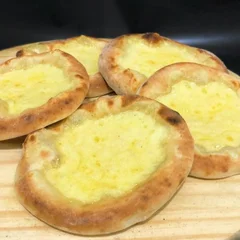 Esfiha de mussarela