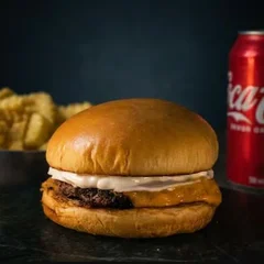  Combo X Burguer + Batata Frita + Coca cola Grátis  (cópia)
