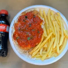 Frango Parmegiana & Fritas + Coca Pet + R$ 18,99 leve outra marmitex