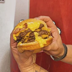 Rocky's Big Cheddar 