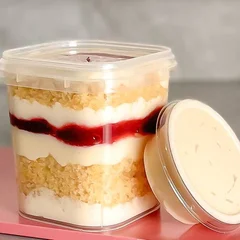 Bolo no Pote Geleia de Morango c/ Ninho 220ml + Brigadeiro Ninho de Colher 30ml