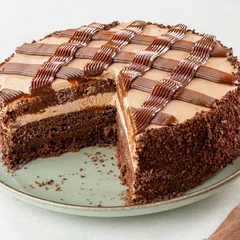 Bolo de Festa Premium com Alpino
