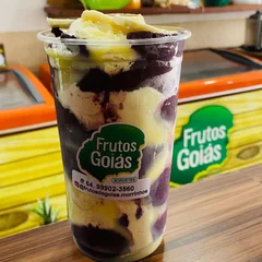 02 Copos de 400 ml + 3 Acompanhamentos Simples + Chantilly