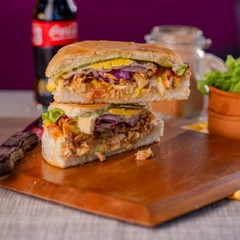 Normal Xis Frango Barbecue e Cebola Roxa 