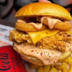  Frangola Onion Chicken + Fritas + Bebida