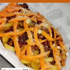 MIX DE BATATAC CALABRESA, BACON,CHARQUE E CHEDDAR