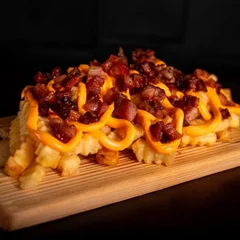 Batata com Cheddar e bacon