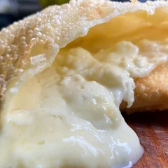 🔥 Pastel de Queijo Minas 15cm