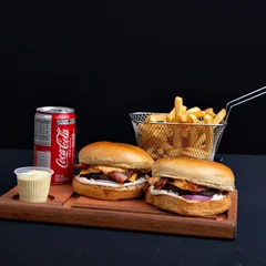 COMBO VALHALLA+BATATA+1 COCA 220ML 