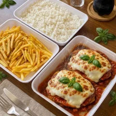 Parmegiana de Frango com catupiry,Presunto e queijo(Médio) 