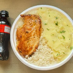 Frango Grelhado & Purê + Coca Zero Pet + R$ 18,99 leve outra marmitex