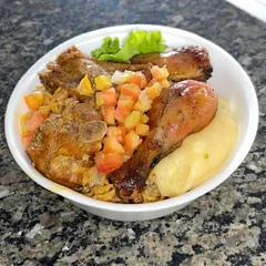 linguiça e frango ao molho (750G)