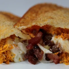 Pastel de Frango C/ Bacon e Catupiry 