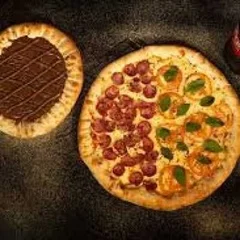  1 Pizza Grande + 1 Pizza Doce